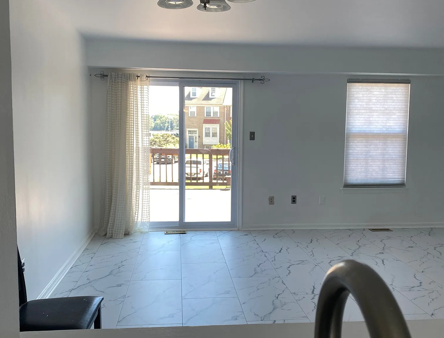 3 bed, 2.5 bath, 1750 sqft, $2,500 — Photo 4
