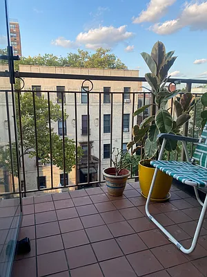 Rented by RENTBK LLC | media 19