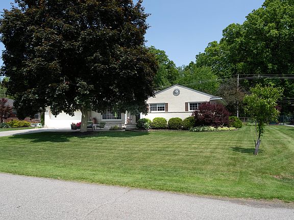 2nd image of 31856 Nixon St