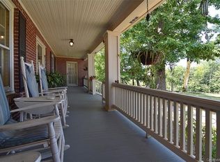 824 S Main St, Mount Holly, NC 28120