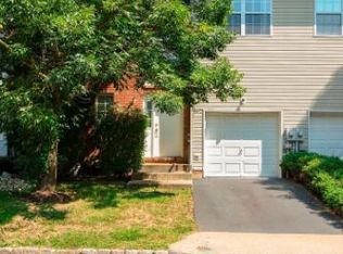 104 Violet Ln, Ewing, NJ 08638