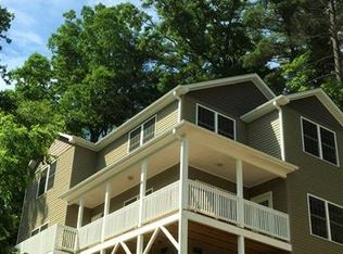56 Winterwind Dr, Asheville, NC 28803