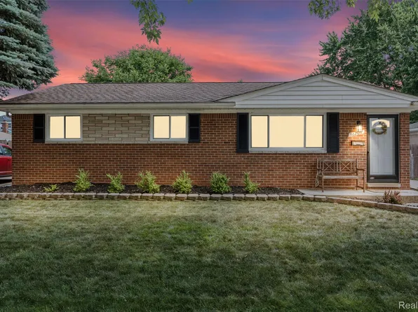 36203 Fernwood St, Westland, MI 48186