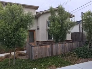 331 Carmel Ave — Photo 2