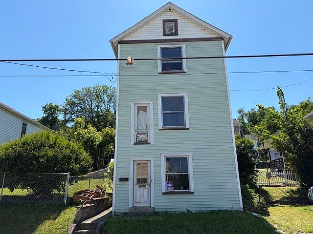 1st image of 939 Meadow Ave
