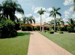 6960 SW 75th Ave, Miami, FL 33143