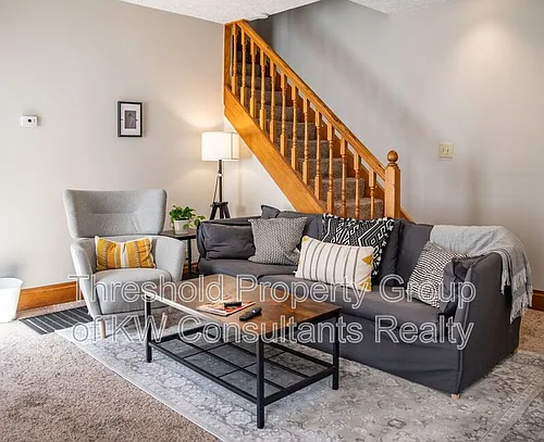 1355-1357 Dennison Ave #1355 Photo 1 1355-1357 Dennison Ave #1355 Photo 1