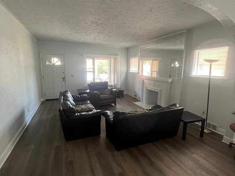 11108 Ashbury Ave — Photo 10
