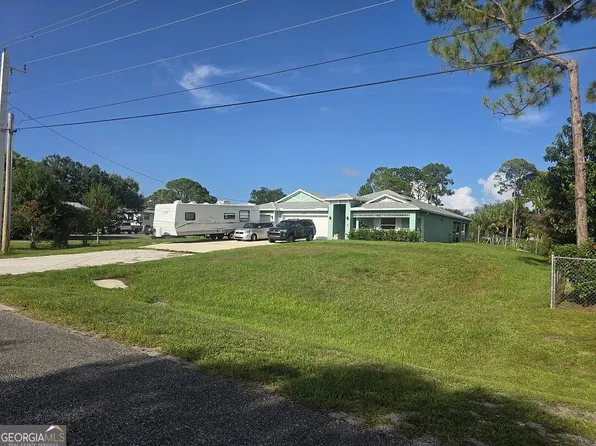 5602 Silver Oak Dr, Fort Pierce, FL 34982