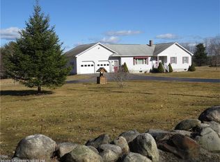 818 Sturtevant Hill Rd, Winthrop, ME 04364