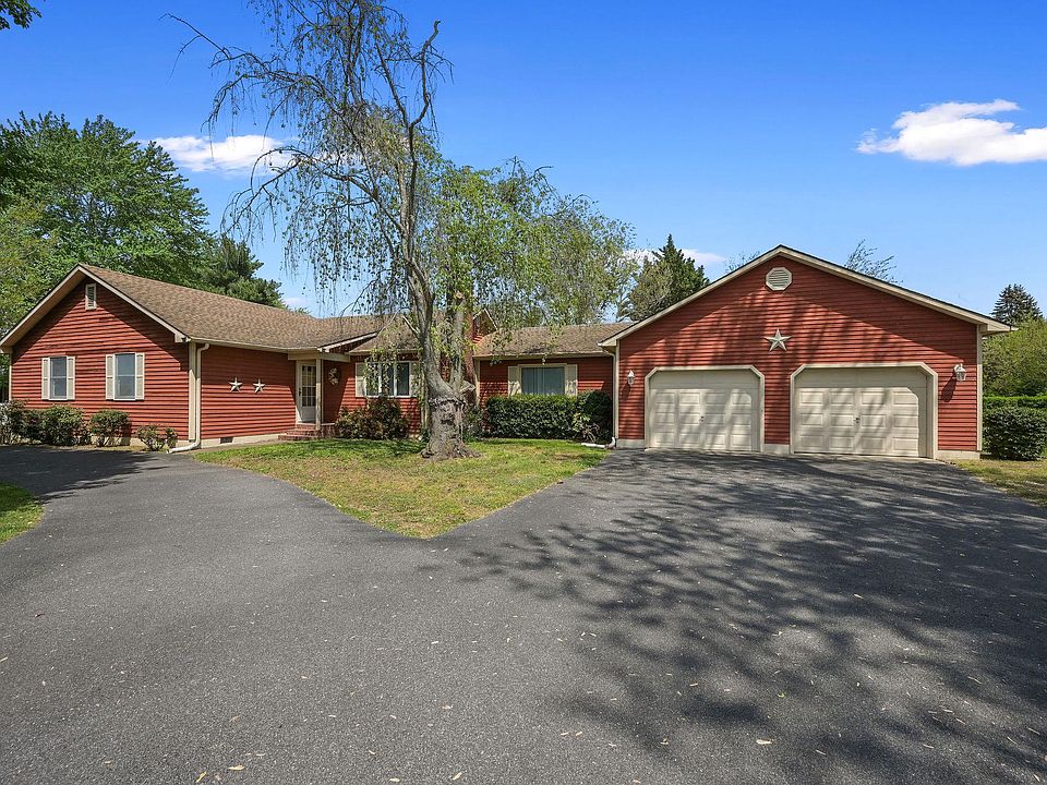 1st image of 9802 Canterbury Rd