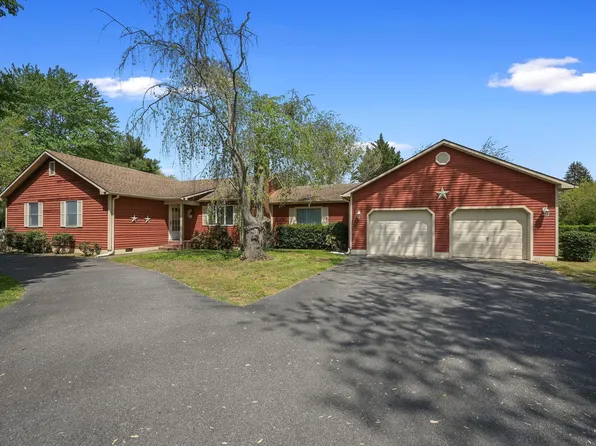 9802 Canterbury Rd, Felton, DE 19943