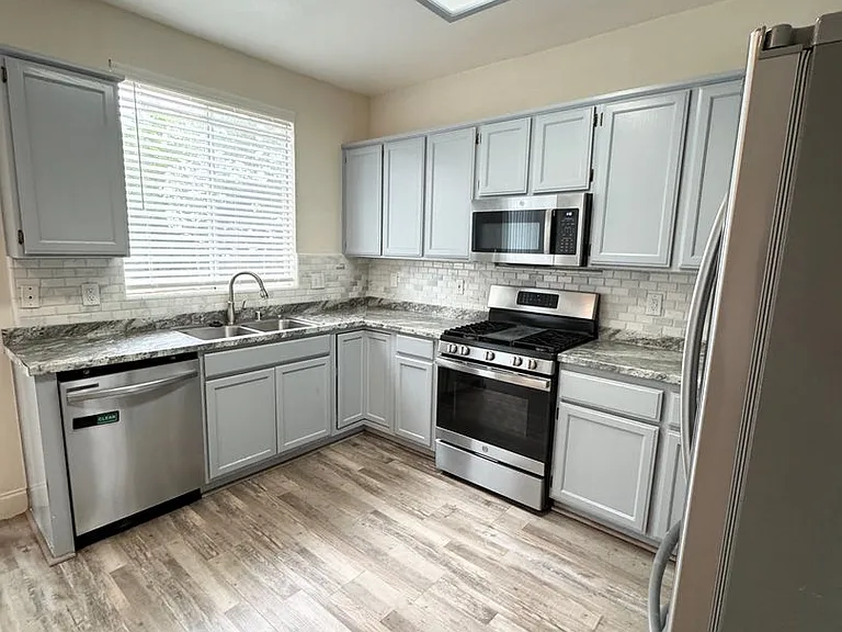 6948 Trailride Way — Photo 12