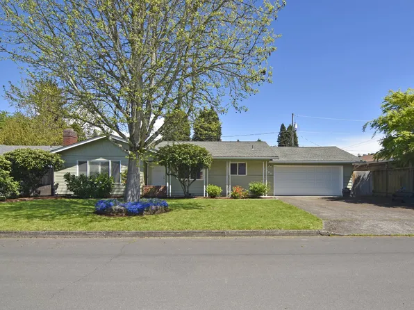 1737 Parnell Dr, Eugene, OR 97404