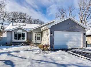 9S360 Highland Rd, Willowbrook, IL 60527