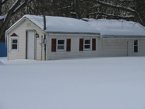2nd image of 54 Grand Blvd