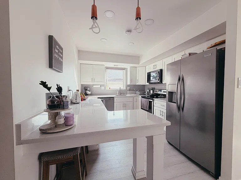 15126 Beverly Dr #2 — Photo 5