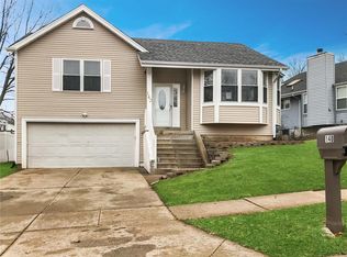 140 Aspencade Cir, Saint Peters, MO