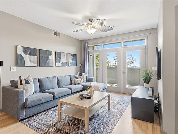 2nd image of 390 17th St NW Unit 4053