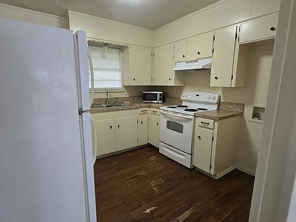 3rd image of 11662 W 1st Ave APT 4