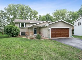 420 104th Ln NW, Coon Rapids, MN 55448