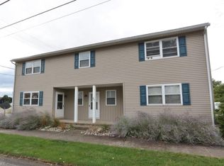 31 S State St #1, Frazeysburg, OH 43822