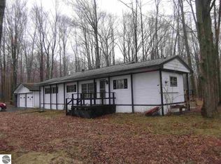 6740 Shellenbarger Rd, Hale, MI 48739