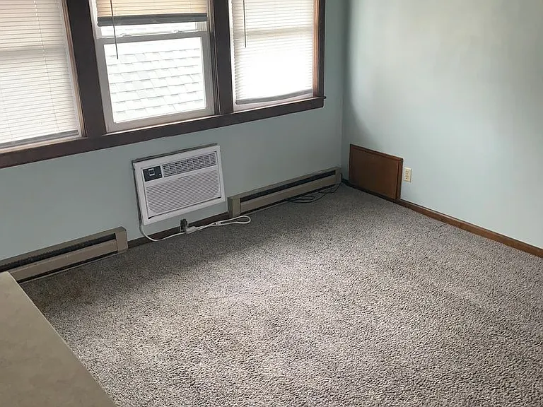 2320 Prince St #3 — Photo 5