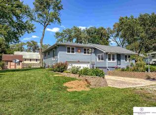 6014 Ohern St, Omaha, NE 68117