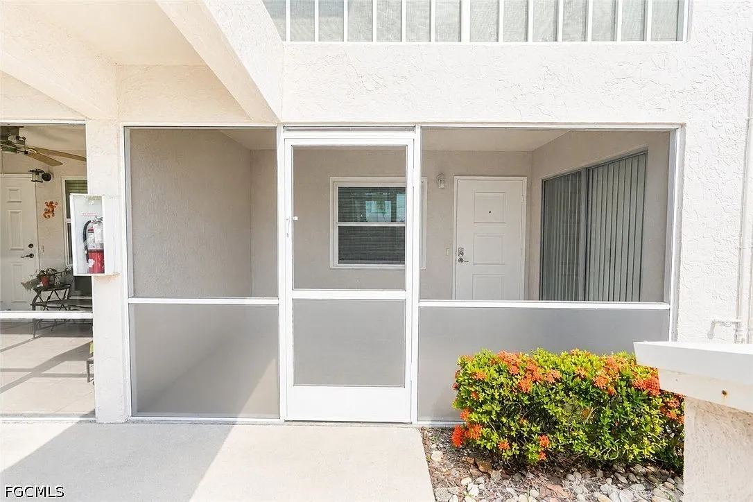 2 bed, 2.0 bath, 1092 sqft, $1,475 — Photo 3