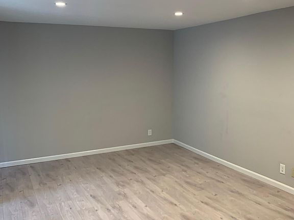 2nd image of 160 S Hayworth Ave #2