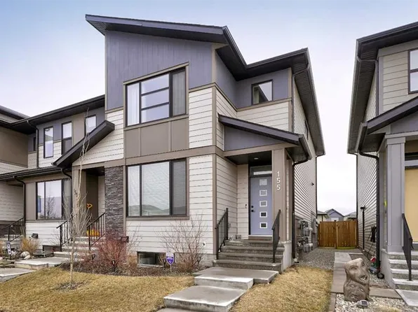 155 N Wolf Hollow Park SE, Calgary, AB T2X 4M8