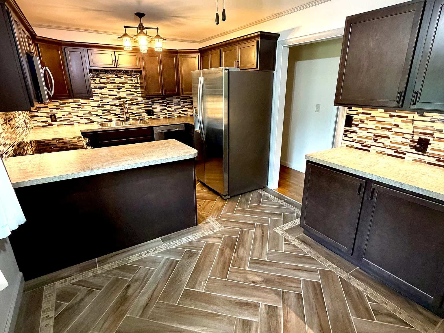 4 bed, 2314 sqft, $2,495 — Photo 2