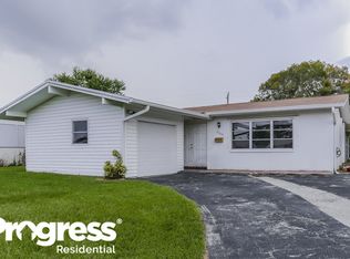 12083 Dolphin Dr, Palm Beach Gardens, FL 33410