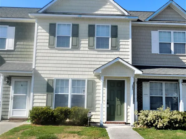 609 Streamwood Dr, Jacksonville, NC 28546