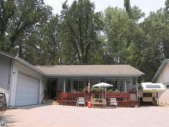 2nd image of 19350 Pleasantview Dr #1-69