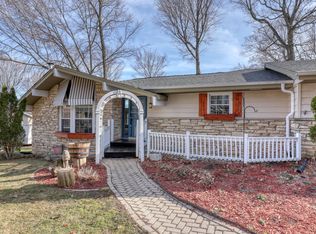 149 Woodridge Rd, West Bend, WI 53095