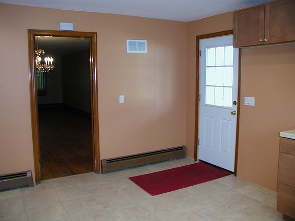3rd image of 42 Conliss Ave