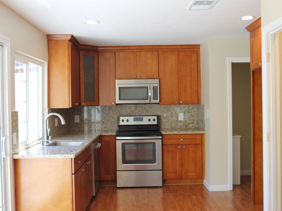 1st image of 403 Don Fernando Way