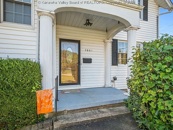 4th image of 3801 Noyes Ave