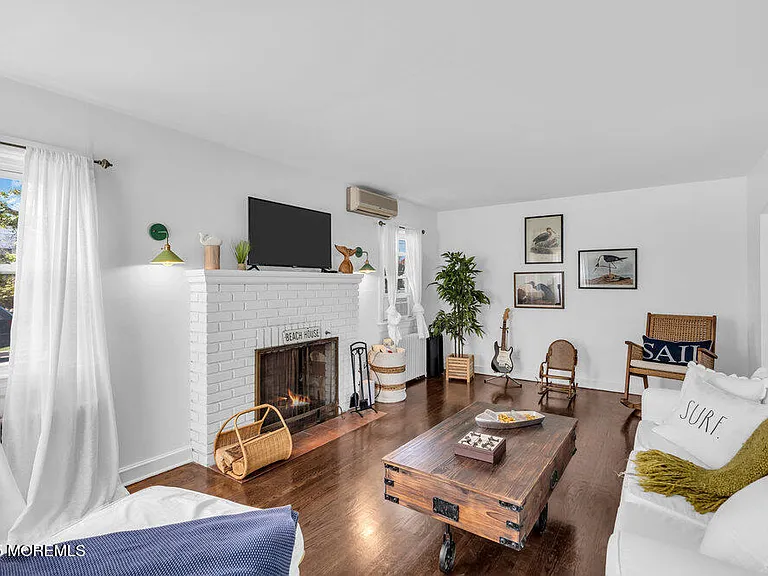 99 River Ct — Photo 13