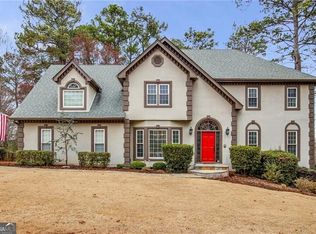8640 Haven Wood Trl, Roswell, GA 30076