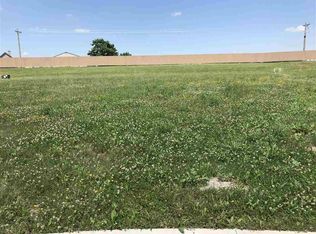 13794 Montoro Ct, Fort Wayne, IN 46845