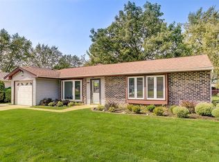 1188 Case Ln, Elgin, IL 60120