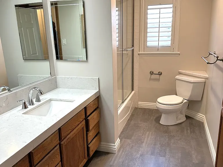 1420 E Lomita Ave — Photo 9