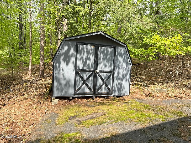 3rd image of 159 Sagamore Drive
