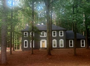 260 Greenfield Cir, Fayetteville, GA 30215