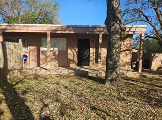 410 E 9th St #C, Elgin, TX 78621