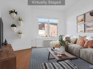 217 Newark Ave #202, Jersey City, NJ 07302