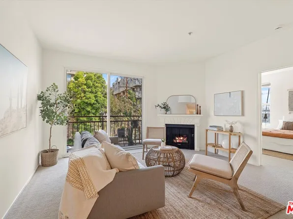 620 S Gramercy Pl APT 208, Los Angeles, CA 90005